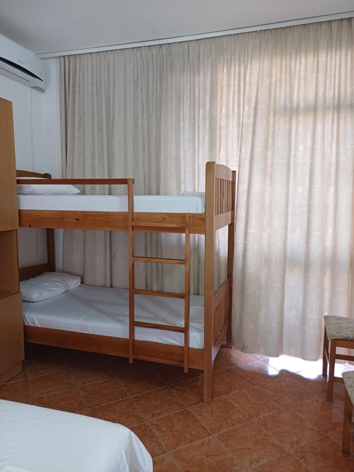 Arben Apartamento Durrës Exterior foto